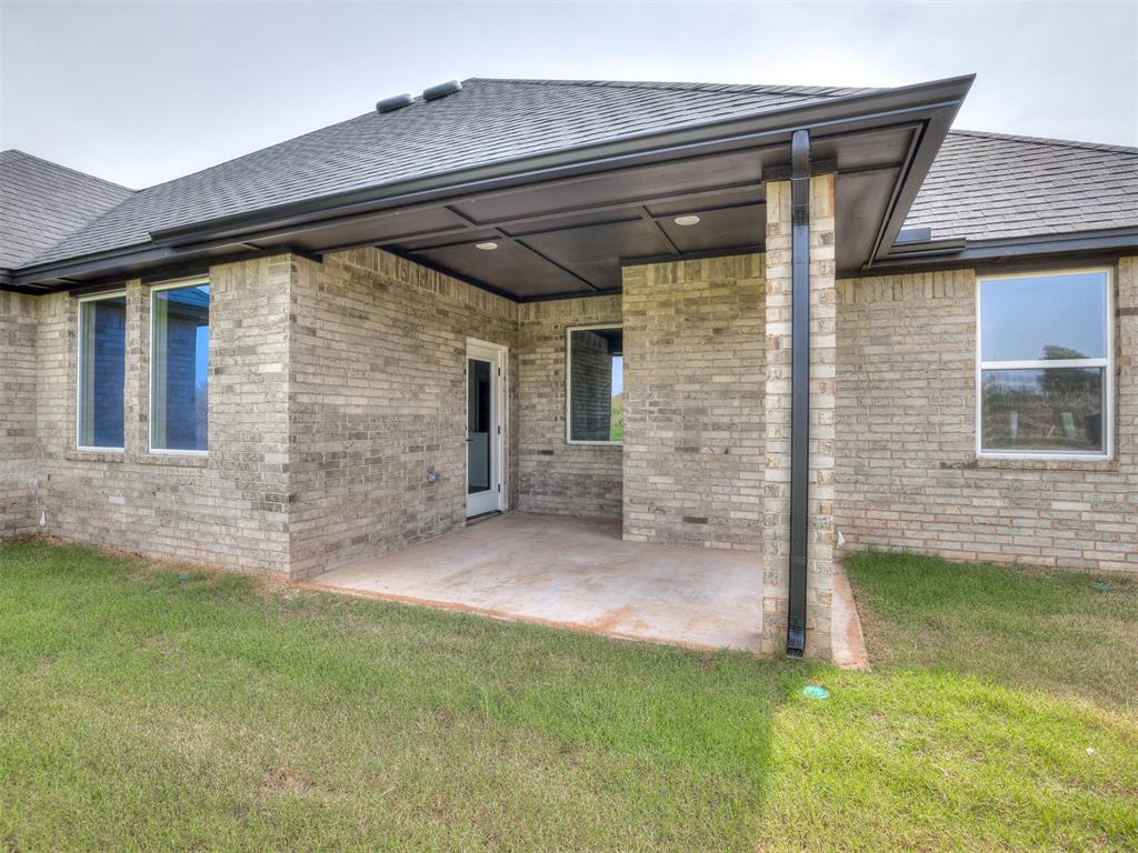 14401 Village Trail Property Photo 43