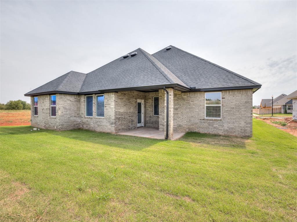 14401 Village Trail Property Photo 46