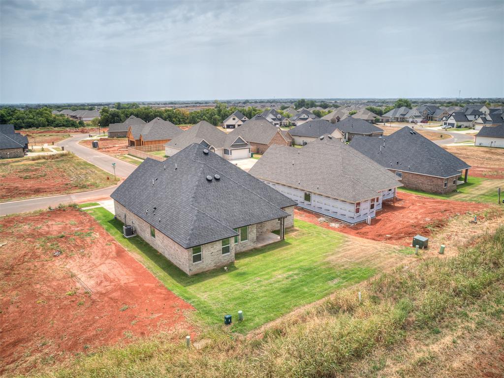 14401 Village Trail Property Photo 47