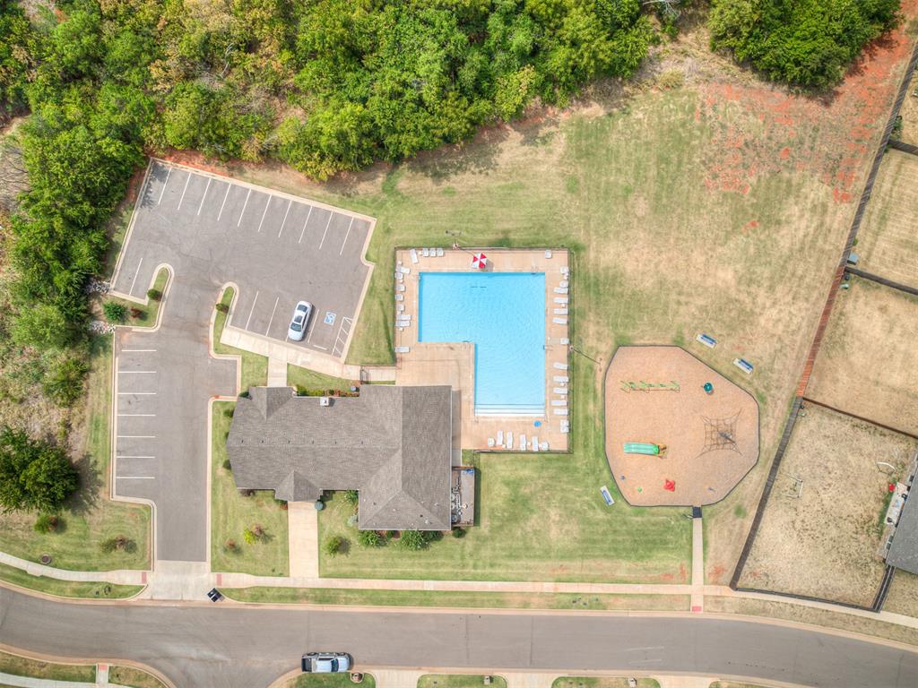 14401 Village Trail Property Photo 49