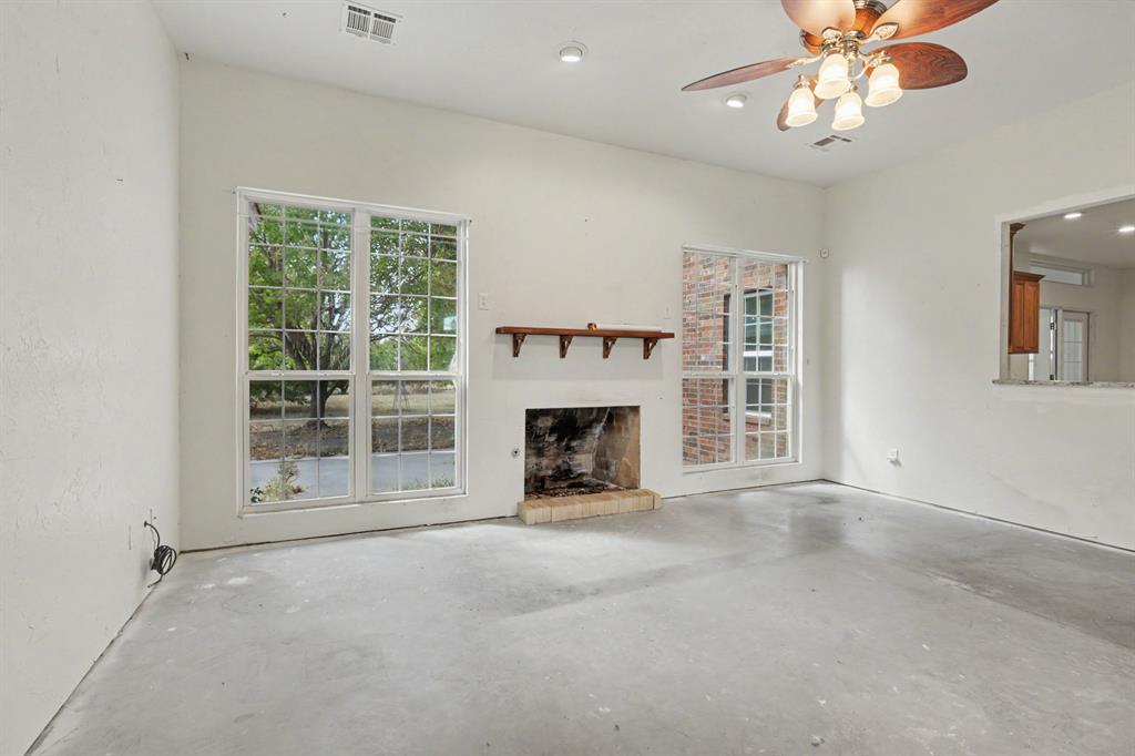 803 Timberland Way Property Photo 7