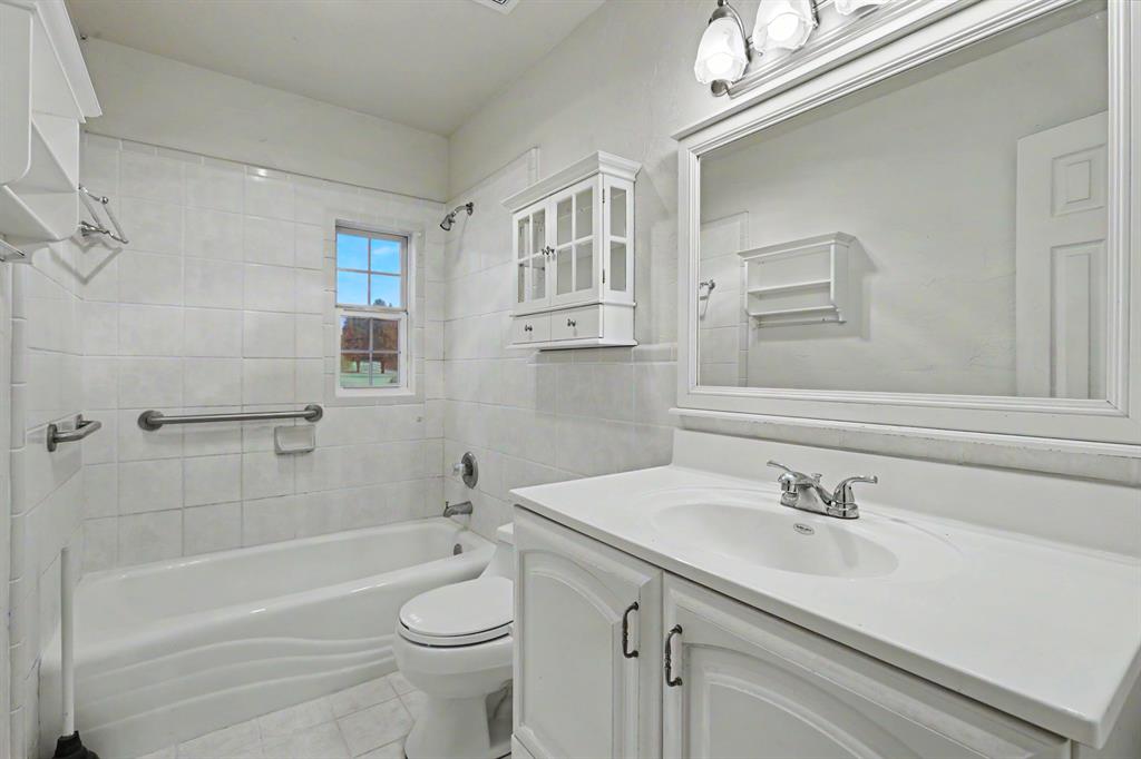 803 Timberland Way Property Photo 23