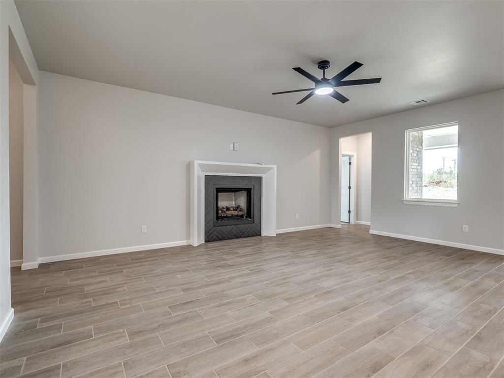 14313 Village Trail Property Photo 6