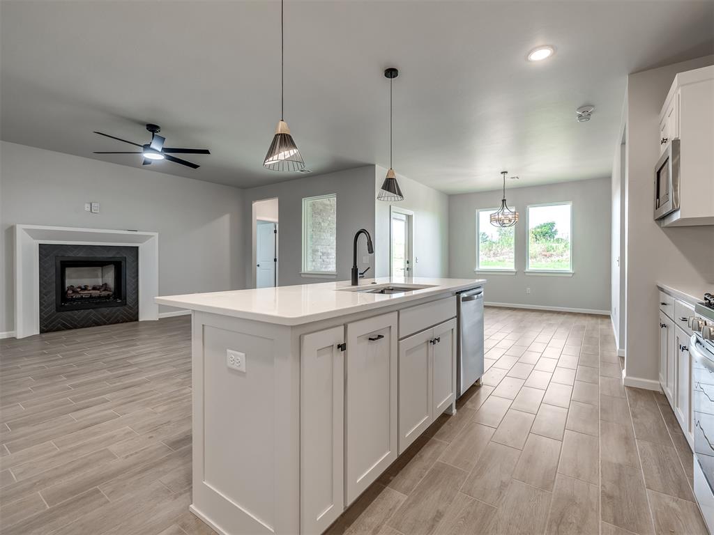 14313 Village Trail Property Photo 12