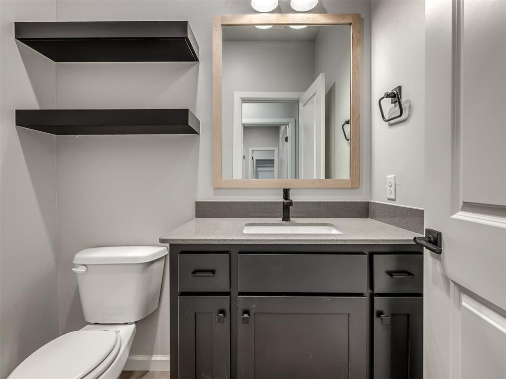 14313 Village Trail Property Photo 32