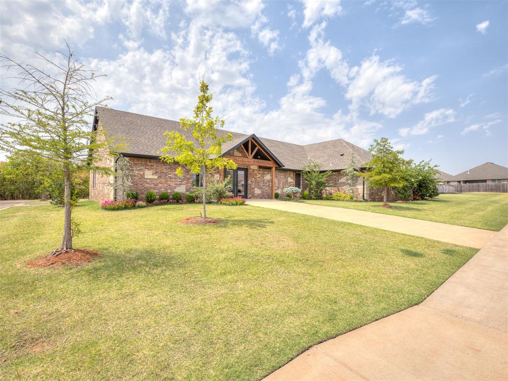 14313 Village Trail Property Photo 48