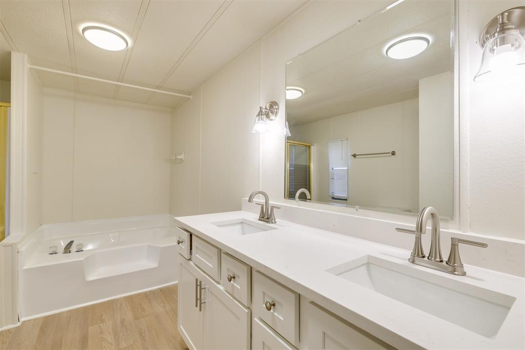 13608 Chaparral Road Property Photo 32