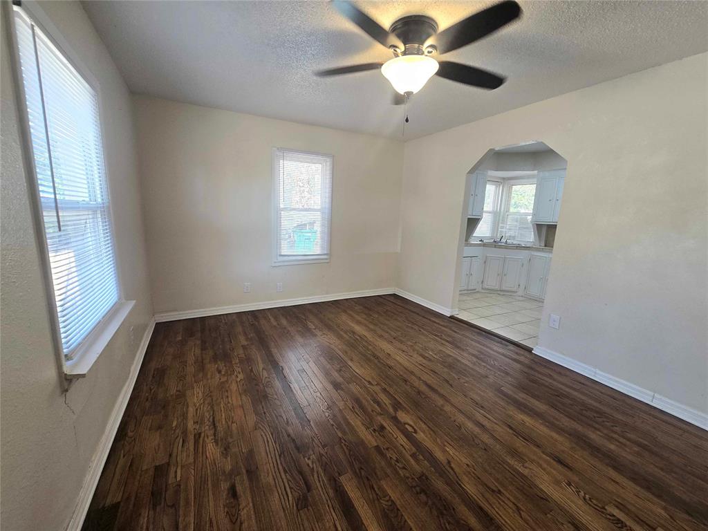 1129 Nw 82nd Street Property Photo 2
