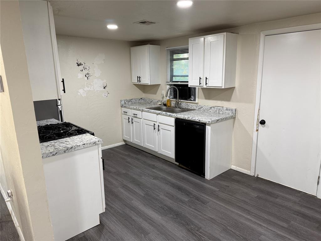 222 S Cook Avenue Property Photo 9