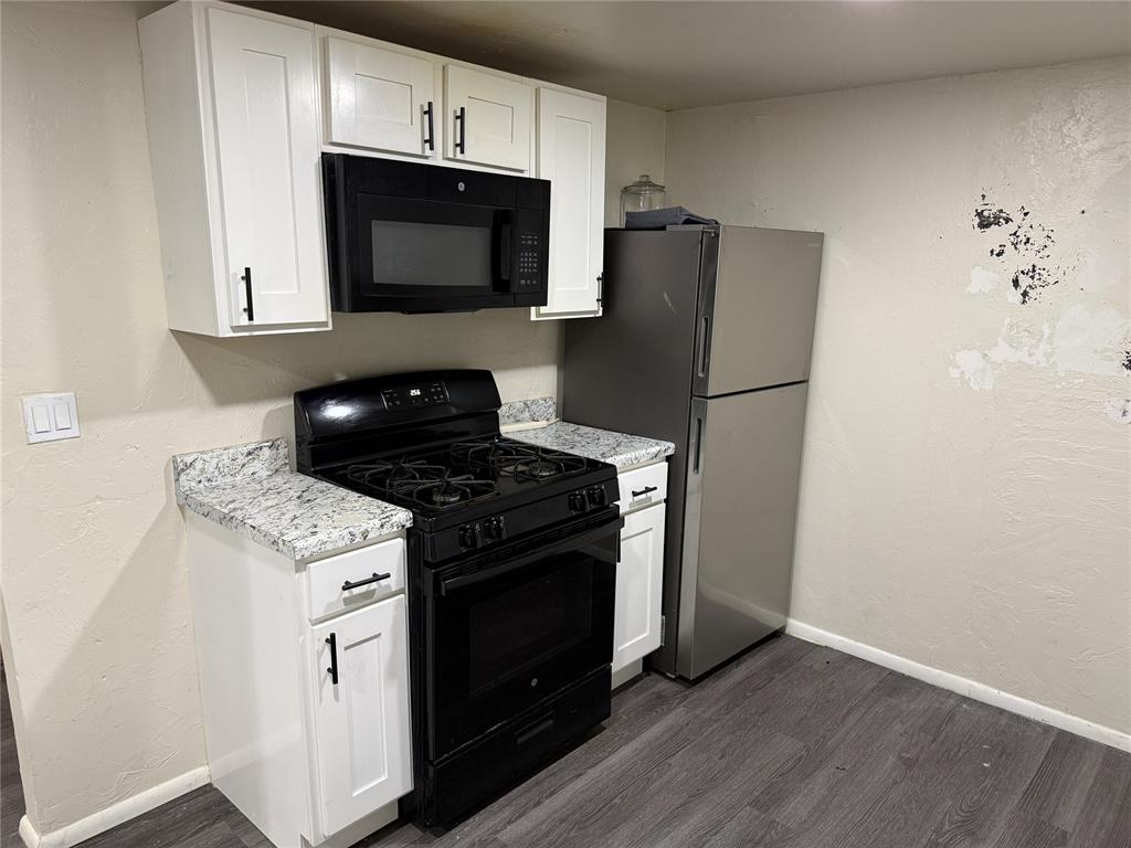 222 S Cook Avenue Property Photo 11