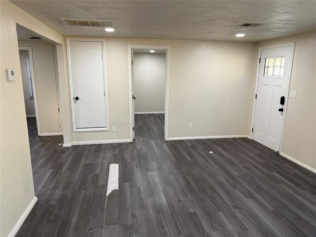 222 S Cook Avenue Property Photo 17