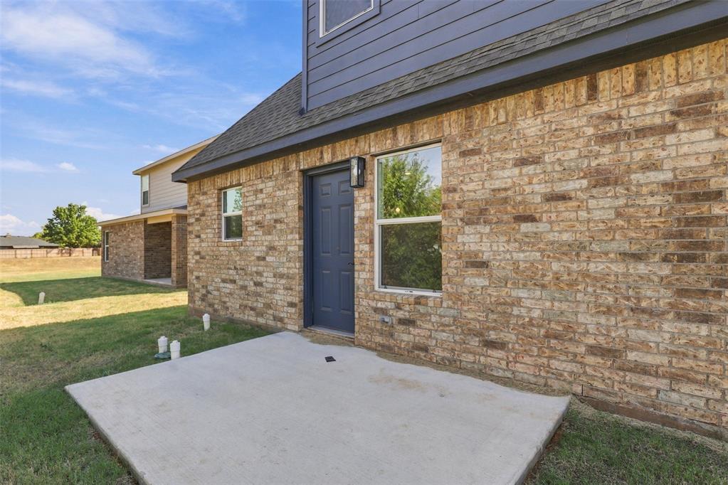 801 Chateau Court Property Photo 30