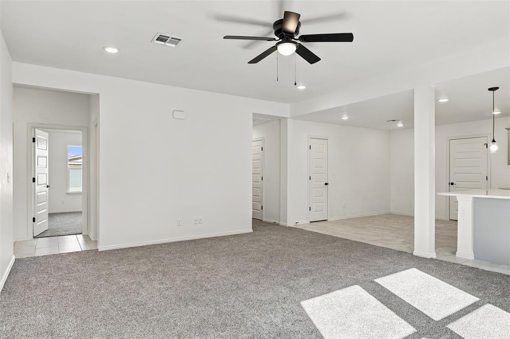 807 Chateau Court Property Photo 10