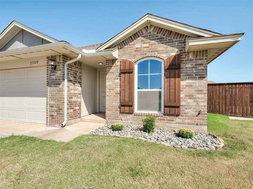 2709 Nw 195th Street Property Photo 4