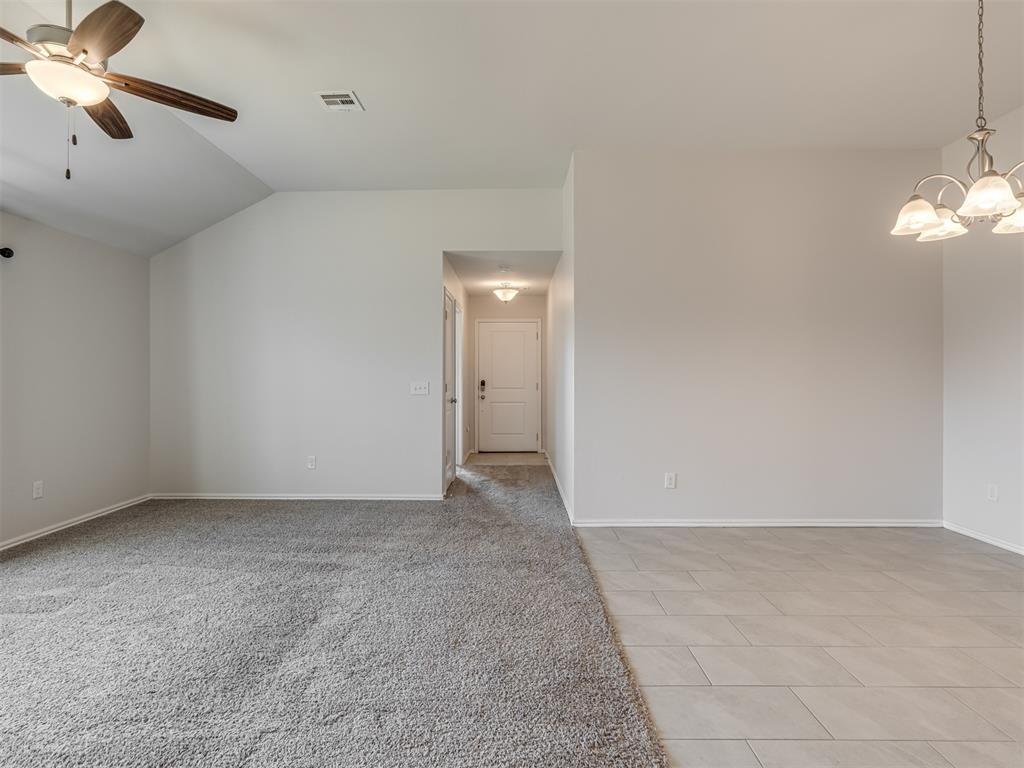 2709 Nw 195th Street Property Photo 6