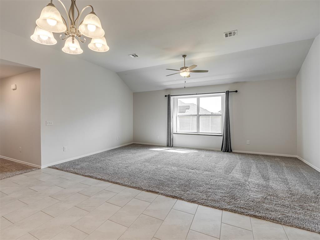 2709 Nw 195th Street Property Photo 11