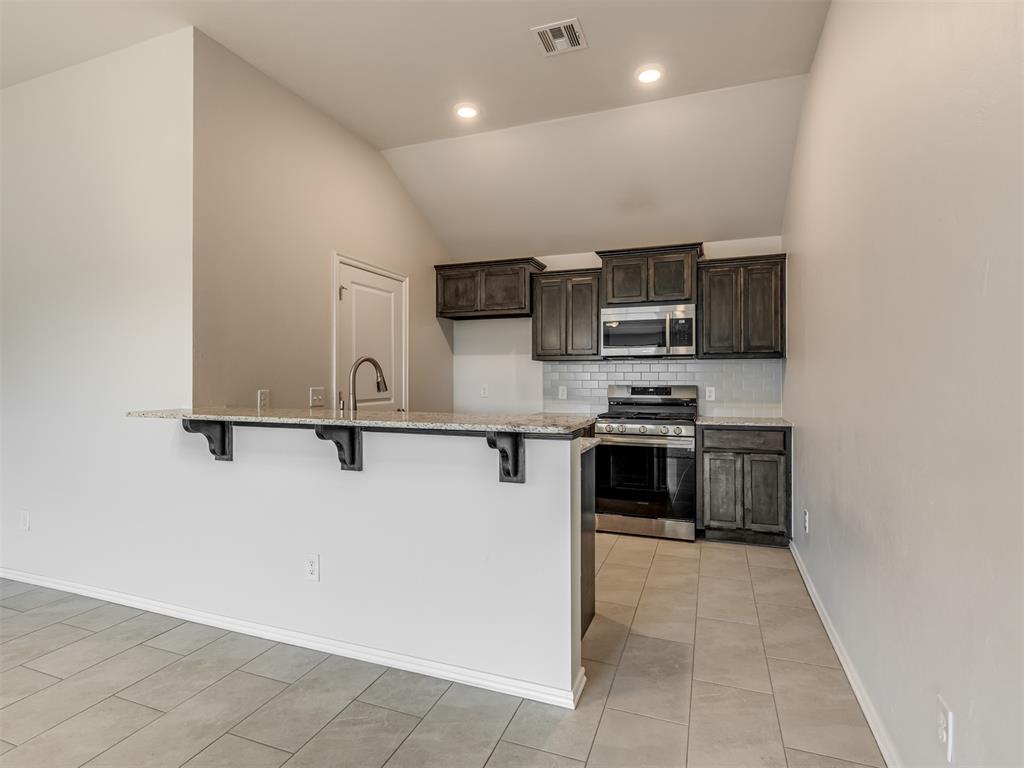 2709 Nw 195th Street Property Photo 13