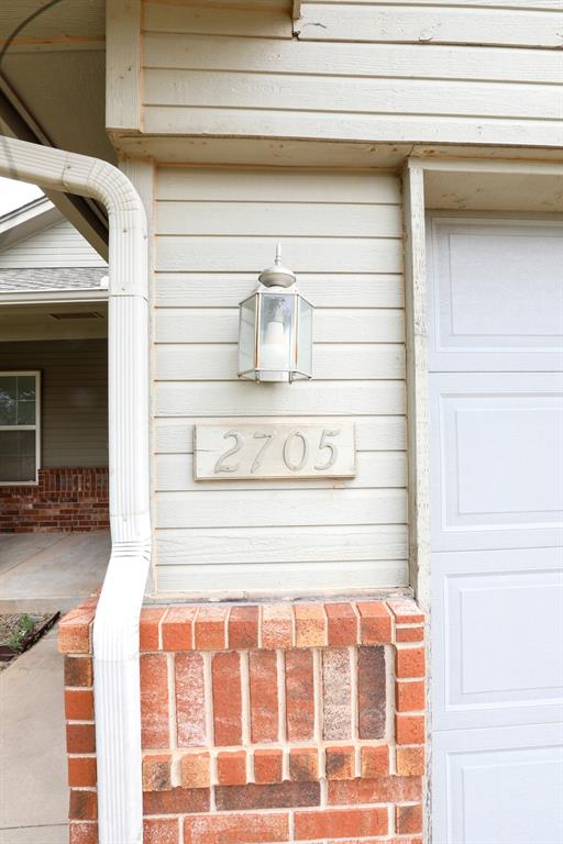 2705 NW 187th Terrace Property Photo 1