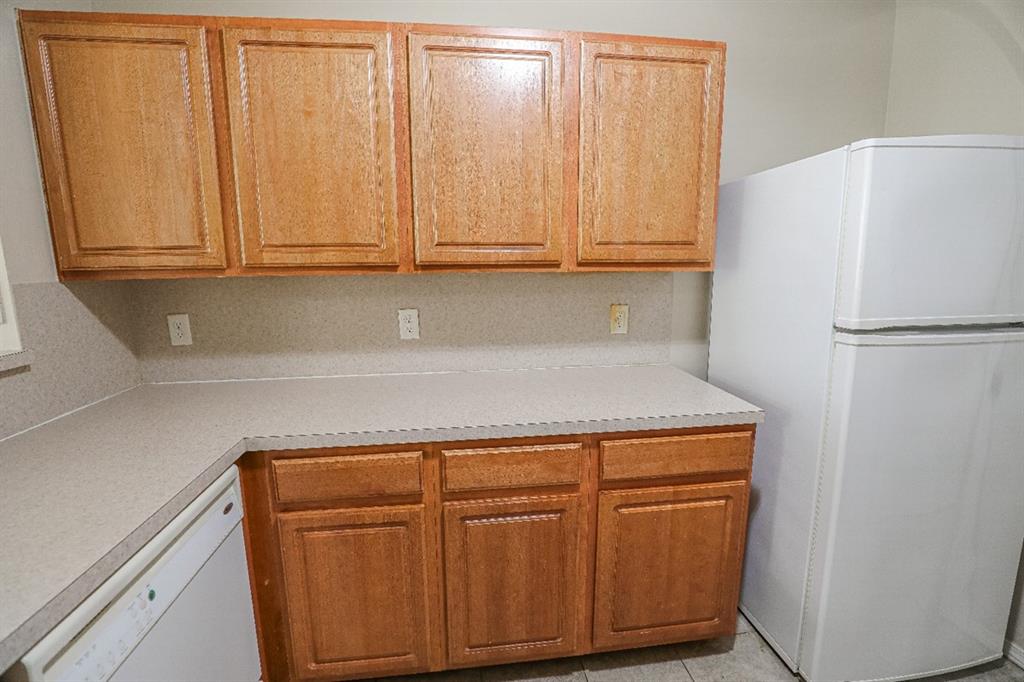 2705 Nw 187th Terrace Property Photo 12