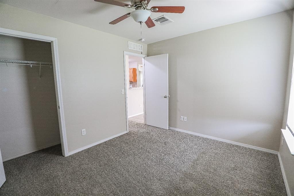 2705 Nw 187th Terrace Property Photo 21