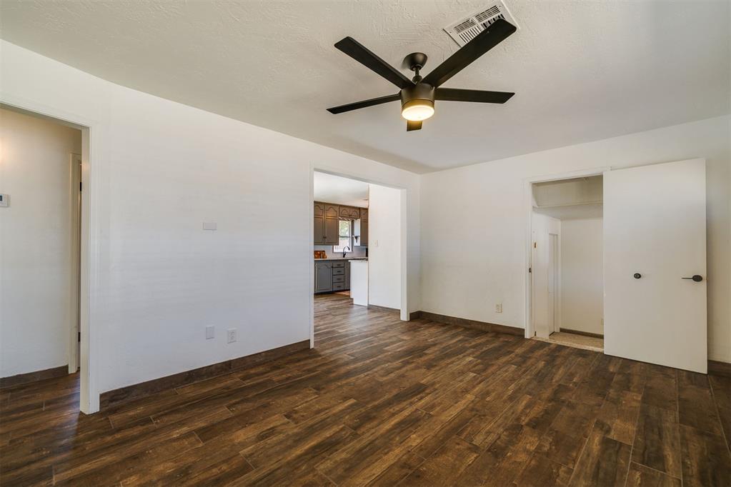 3008 Nw 48th Street Property Photo 12