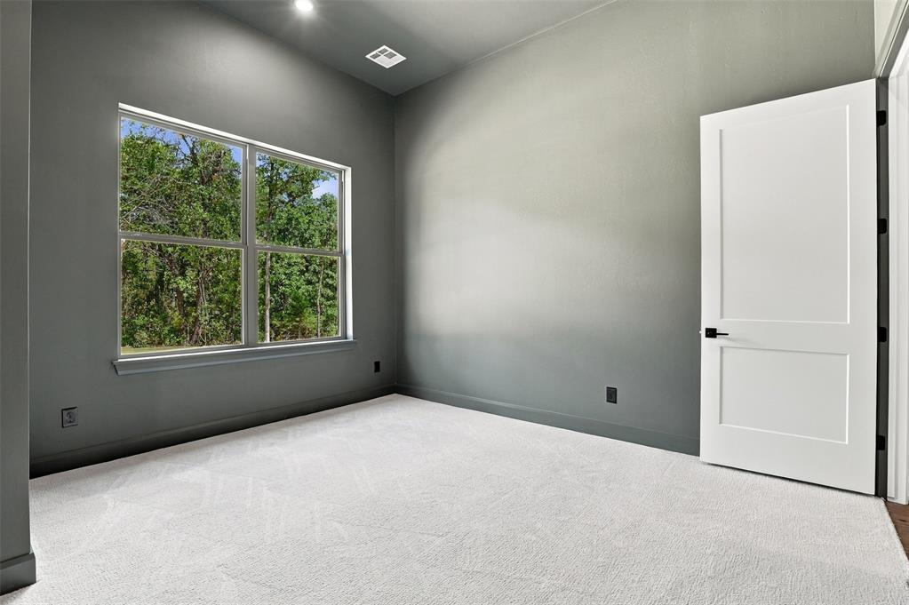 8200 Sacred Forest Property Photo 31