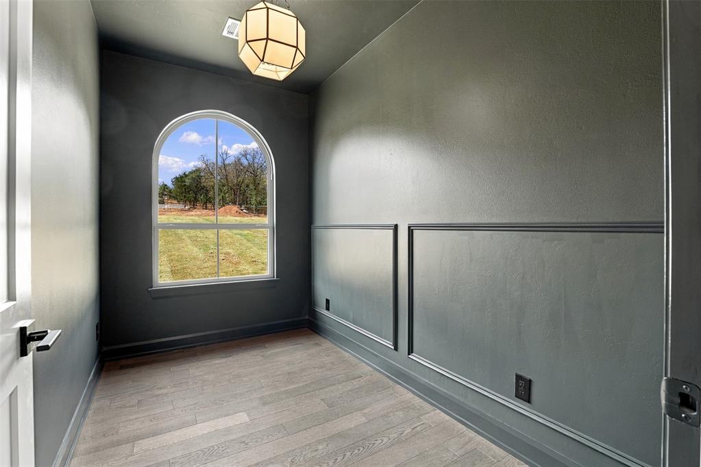8200 Sacred Forest Property Photo 33