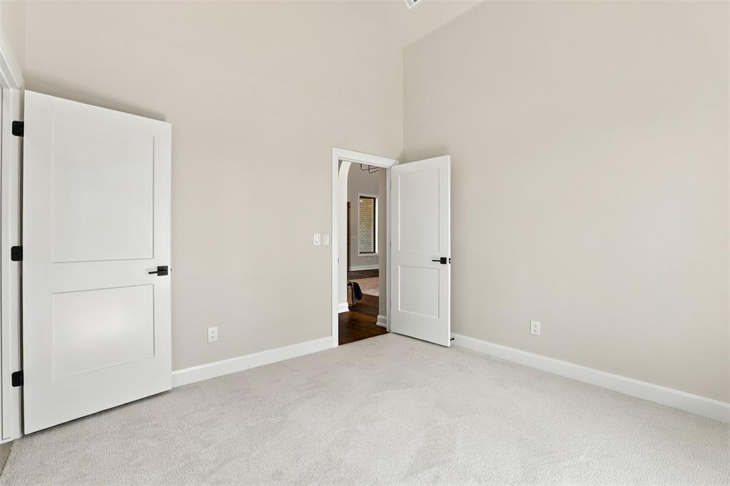 8200 Sacred Forest Property Photo 35