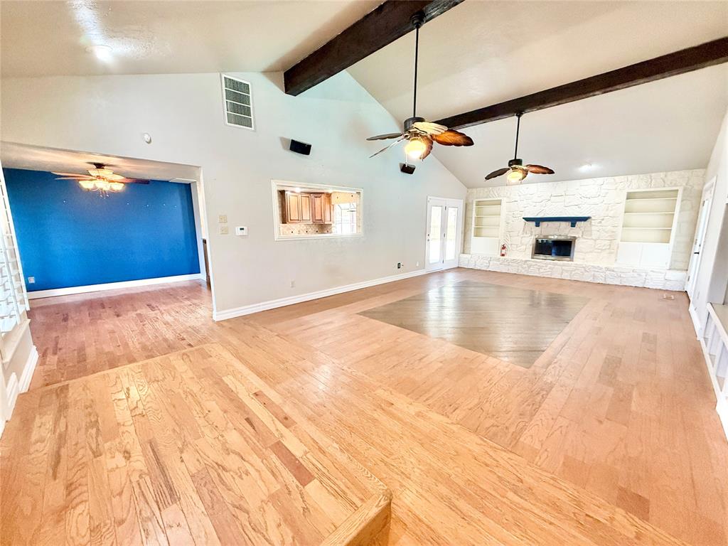 3000 Robin Road Property Photo 2