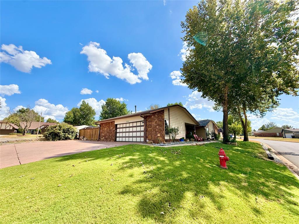 3000 Robin Road Property Photo 6