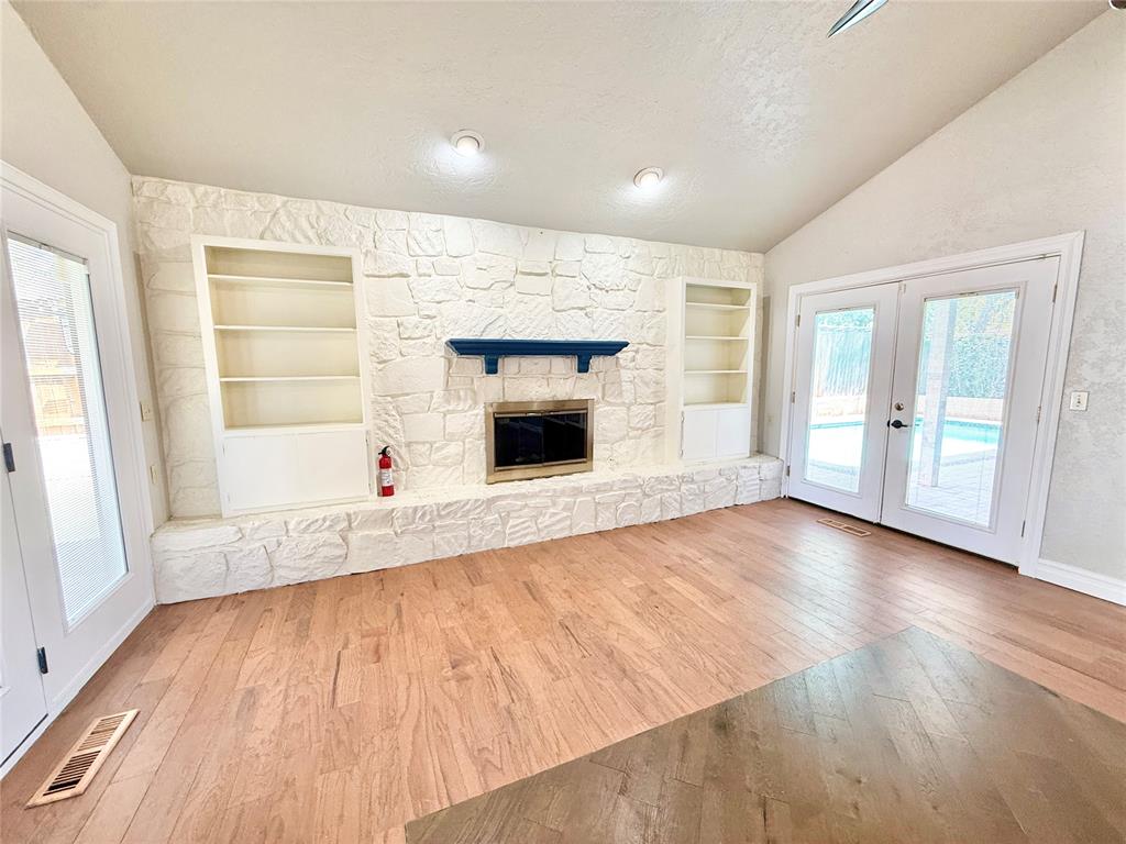 3000 Robin Road Property Photo 11
