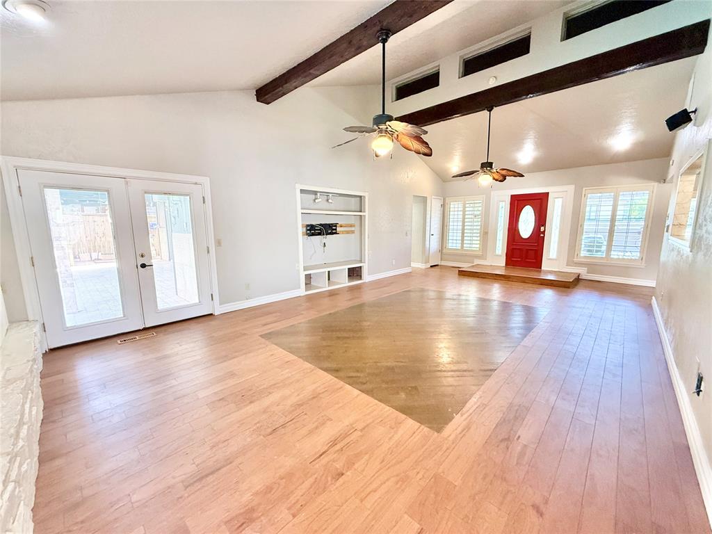 3000 Robin Road Property Photo 12