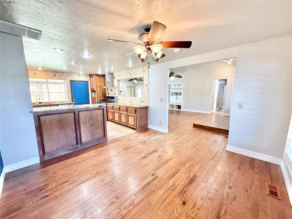 3000 Robin Road Property Photo 16