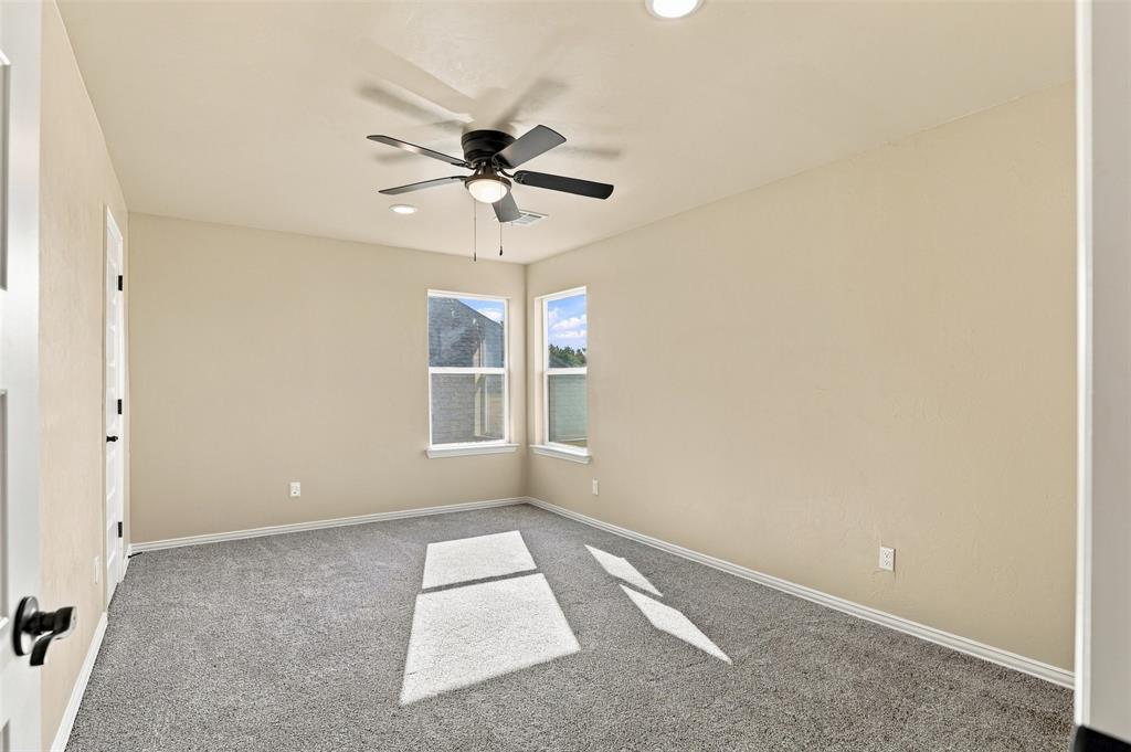808 Chateau Court Property Photo 26