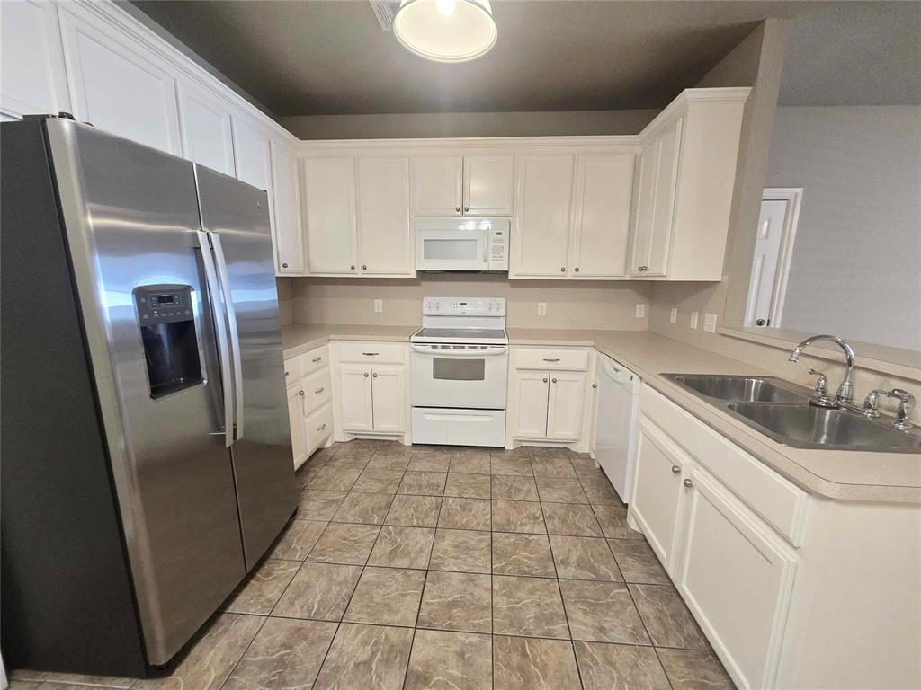 25 Nw 155th Street Property Photo 5