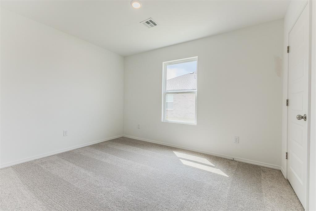 5425 Nicole Drive Property Photo 11