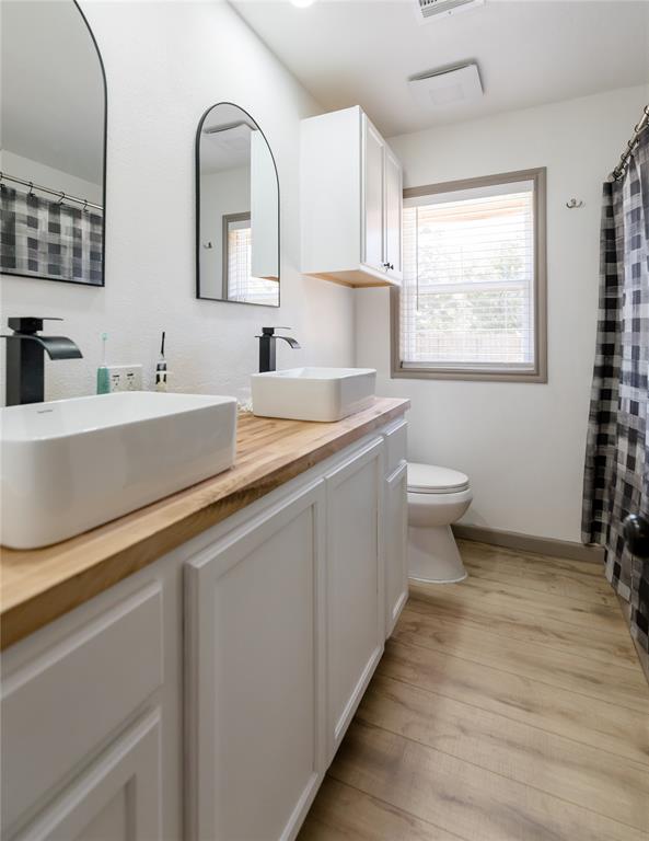 409 S Cedar Avenue Property Photo 9