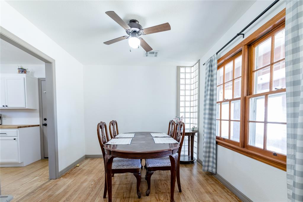 409 S Cedar Avenue Property Photo 13