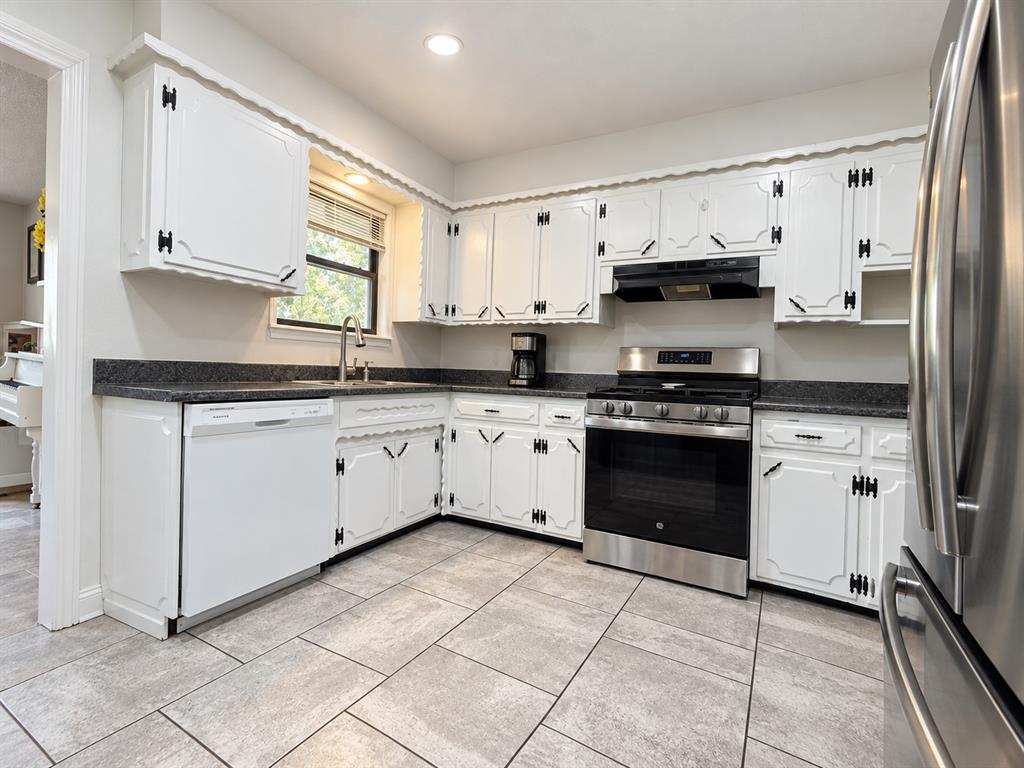 2812 Sw 84th Street Property Photo 6