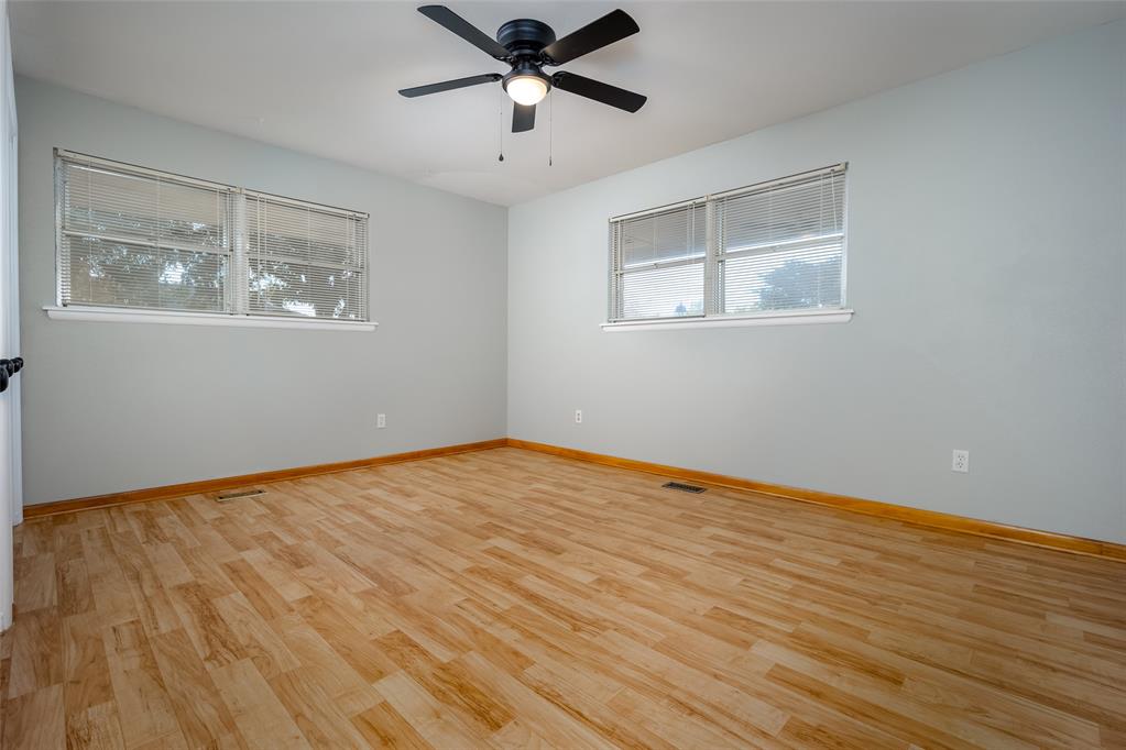 2321 Nw 48th Street Property Photo 4