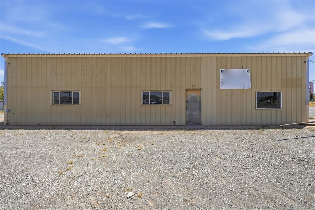 101 E 20th Street Property Photo 26
