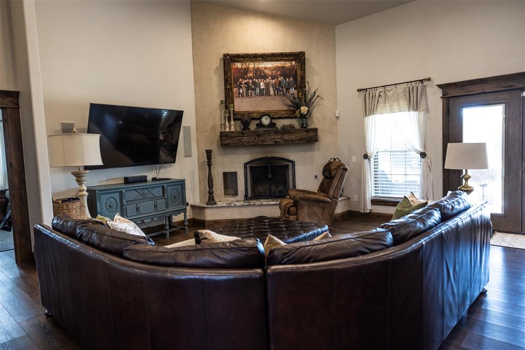 711 Timberland Way Property Photo 11