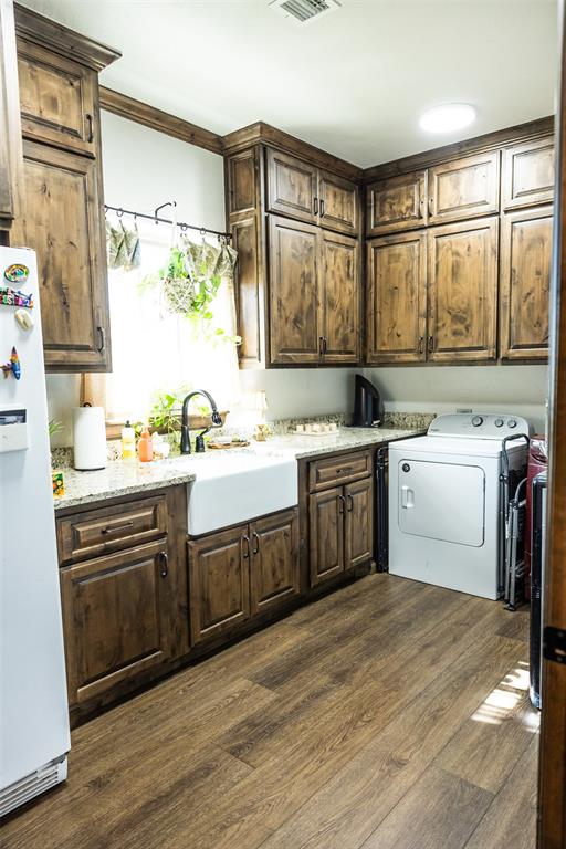 711 Timberland Way Property Photo 32