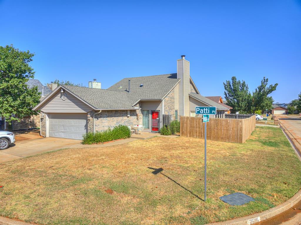 2525 Patti Place Property Photo 1