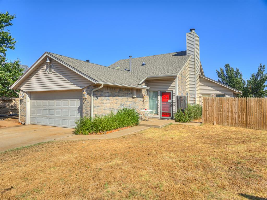 2525 Patti Place Property Photo 2