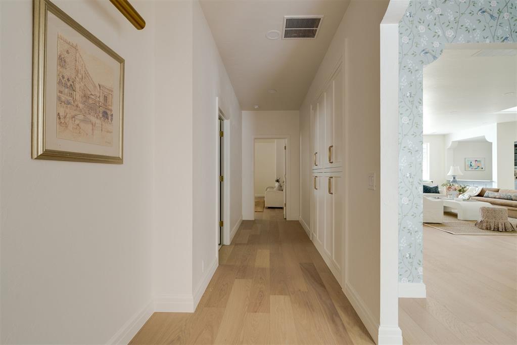 1409 Glenbrook Terrace Property Photo 32