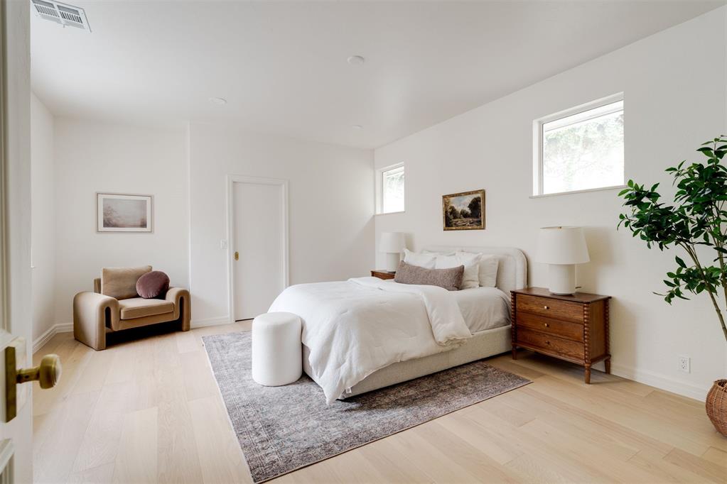 1409 Glenbrook Terrace Property Photo 40