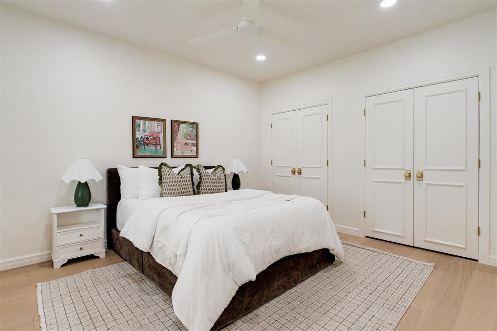 1409 Glenbrook Terrace Property Photo 43