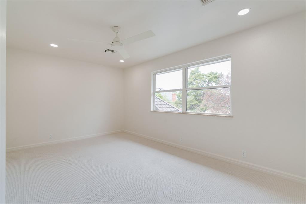 1409 Glenbrook Terrace Property Photo 45
