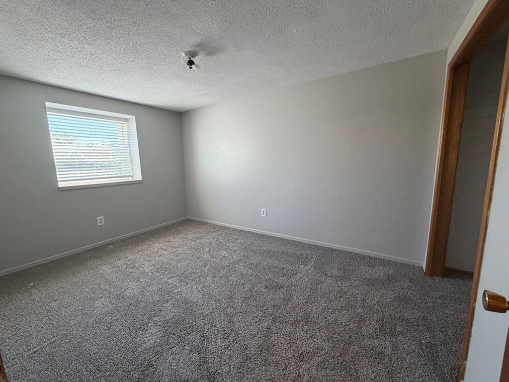 2616 Elwood Drive 2616 Property Photo 7